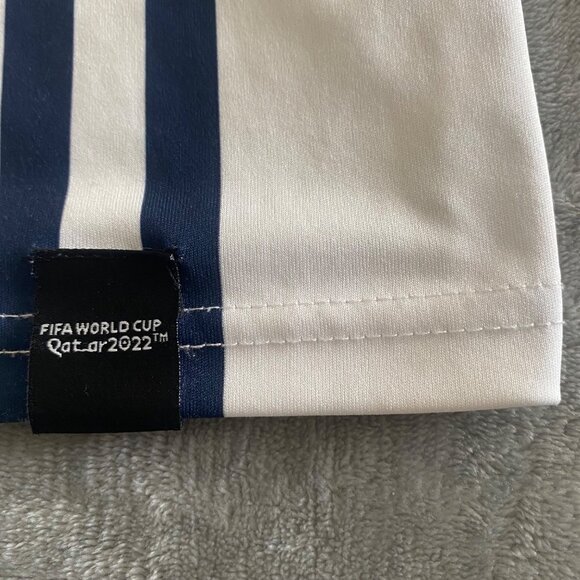 FIFA World Cup Qatar 2022 USA Soccer Jersey Large Red White Blue Official Licens - Picture 3 of 12